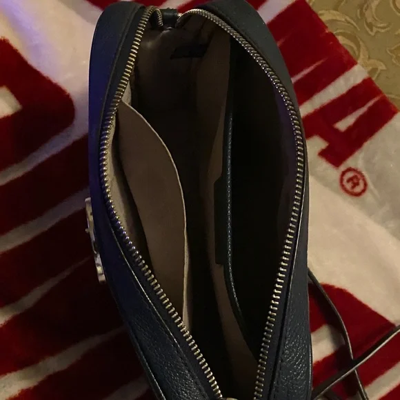 Michael Kors Navy Crossbody Bag and Wallet - Picture 3 of 7